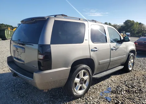 2009 Chevrolet Tahoe C1500 Ltz из США, поврежденный, VIN 1GNFC33099R103593